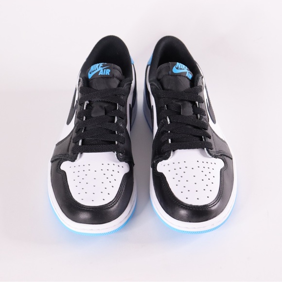 NIKE AIR JORDAN 1 LOW POWDER BLUE - Picture 5 of 7